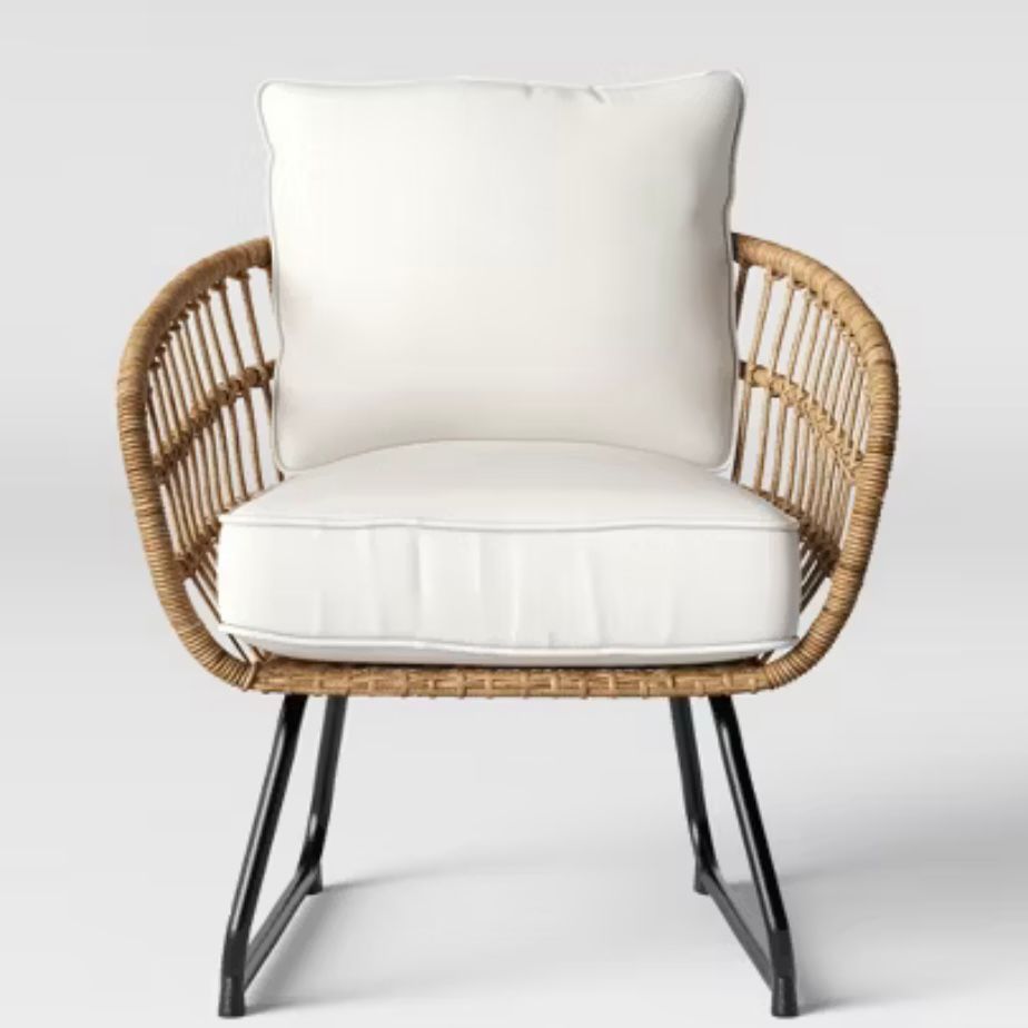 2pc Southport linen outdoor patio chairs